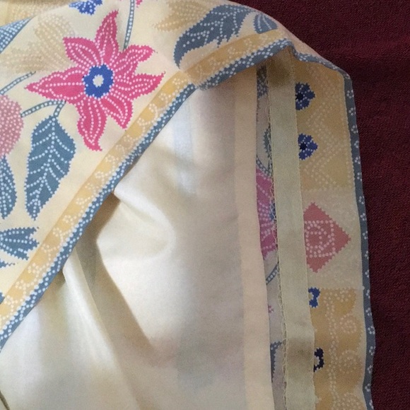 Vintage, 1970, Silk dress, Talbots, US 8. floral design. - Picture 3 of 5